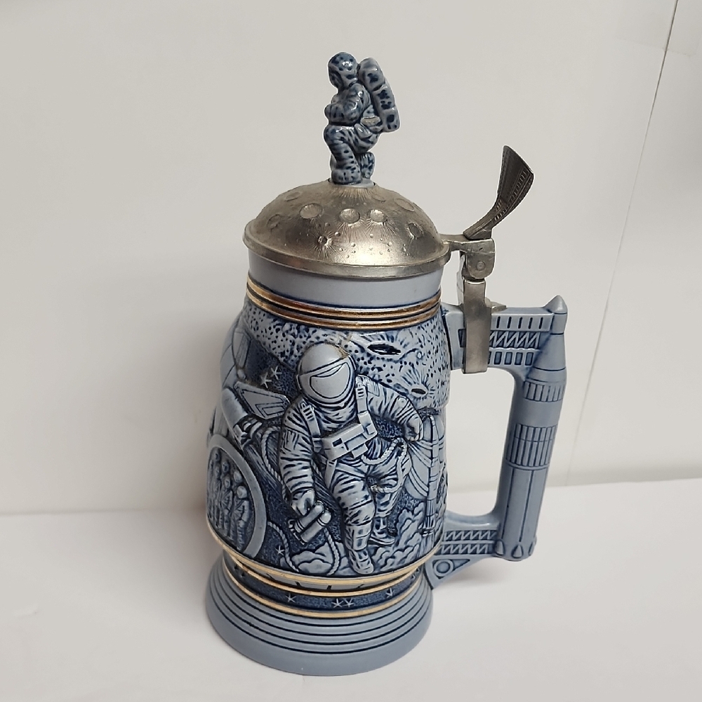 Avon 1991 Collectible Conquest Of Space Numbered Stein Handcrafted In Brazil.
